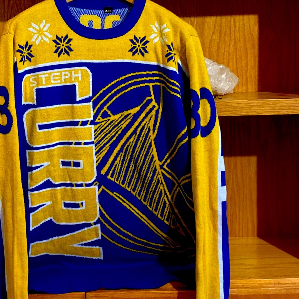 XL Steph Curry Warriors Sweater 30 NBA sports
